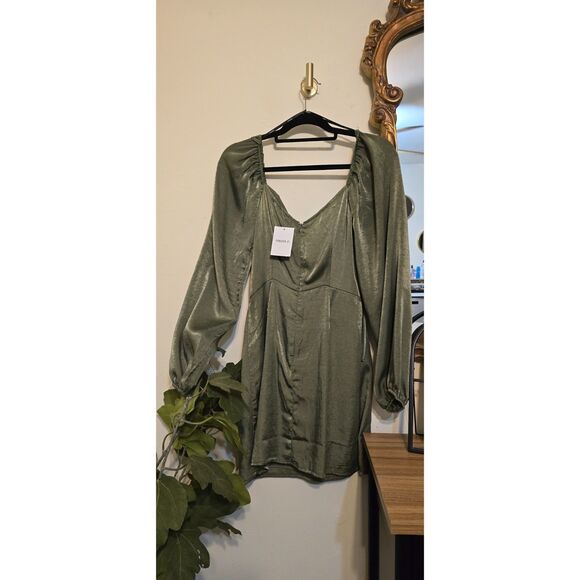 Sage Green Cowl Neck F21 Dress Size Large - Picture 2 of 3